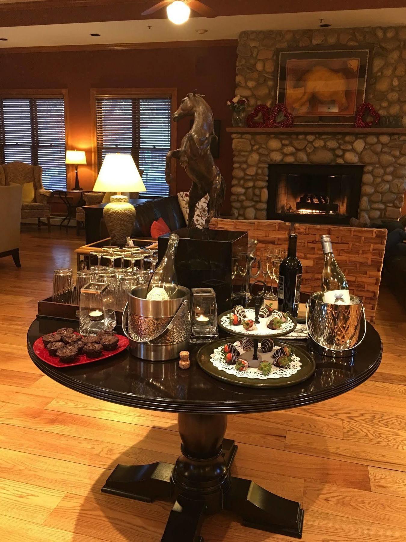 The Bradley Boulder Inn 外观 照片