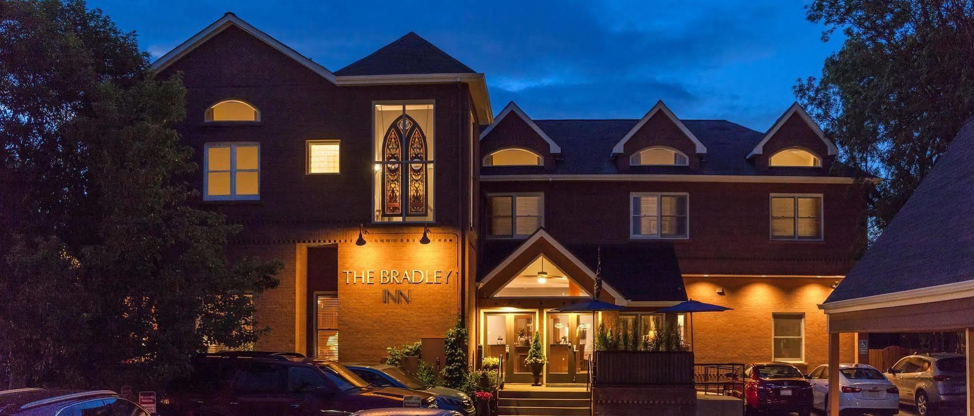 The Bradley Boulder Inn 外观 照片